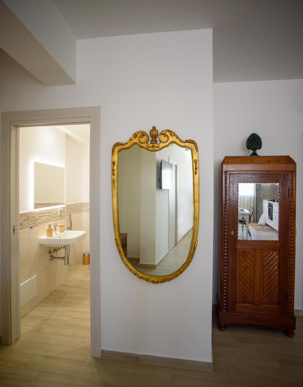 Central Station Apartments - Fanale Rentals باليرمو الغرفة الصورة